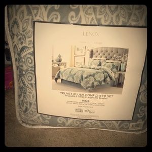 King size velvet comforter set